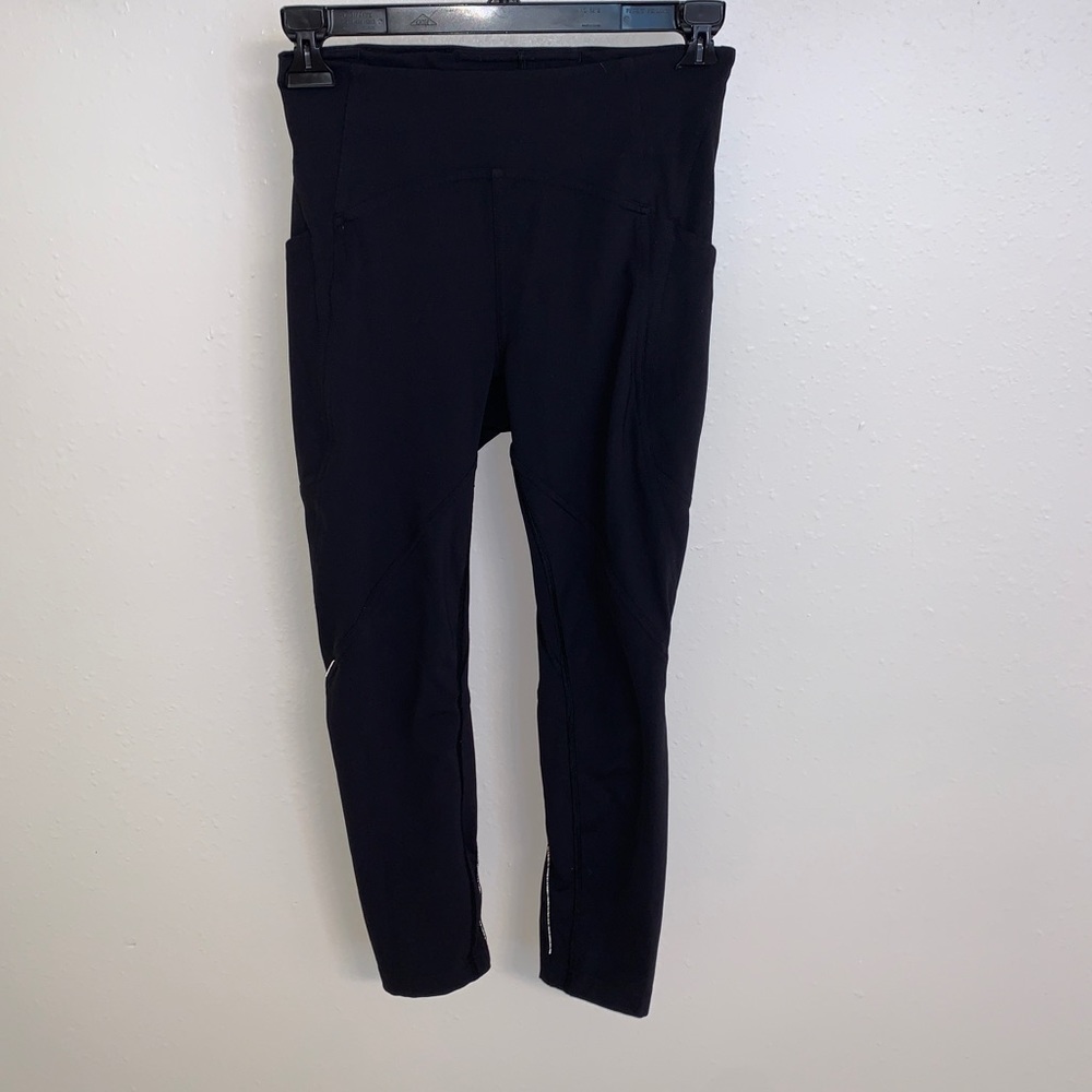 Lululemon leggings: Reflective pieces, siz…